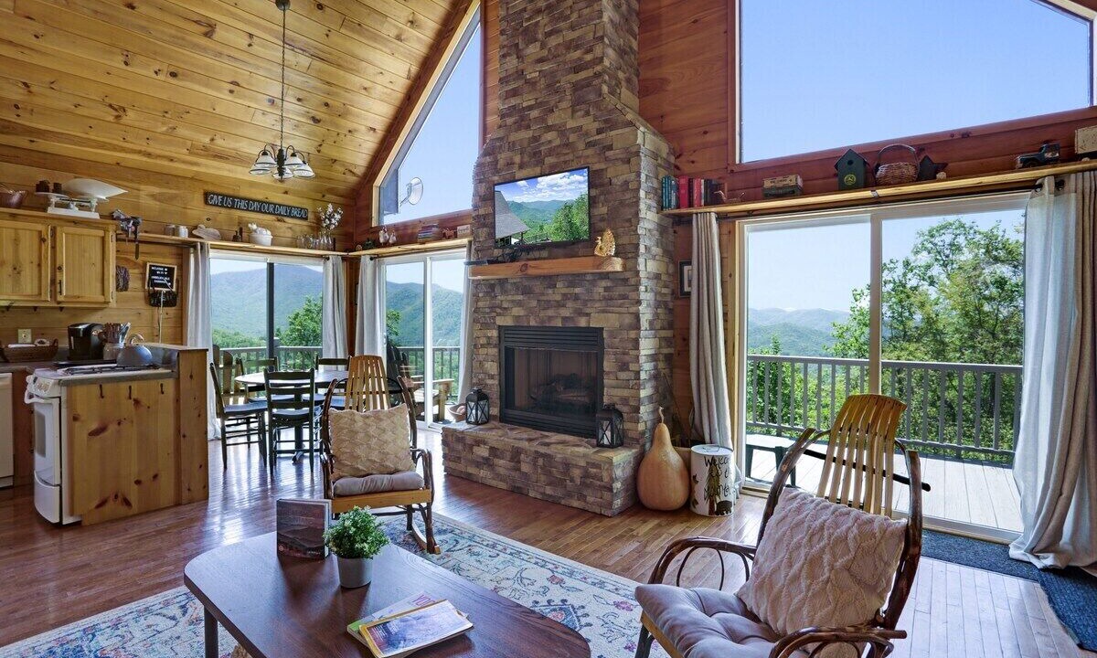 Photo of Livingroom in Hayesville