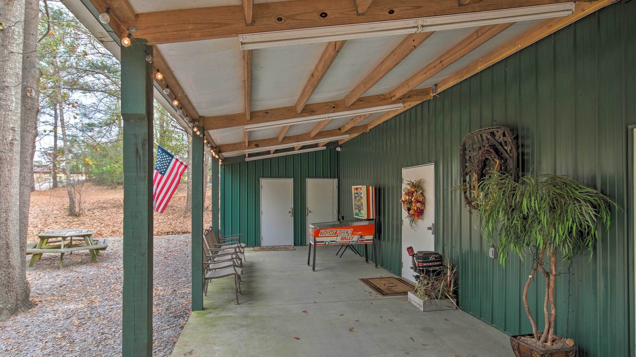 Photo of Outdoor in Saint Matthews