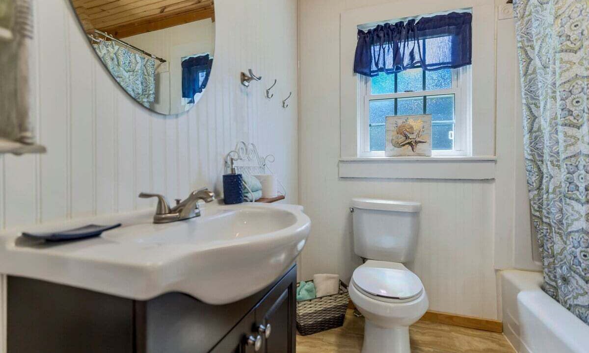 Photo of Bathroom in Salem
