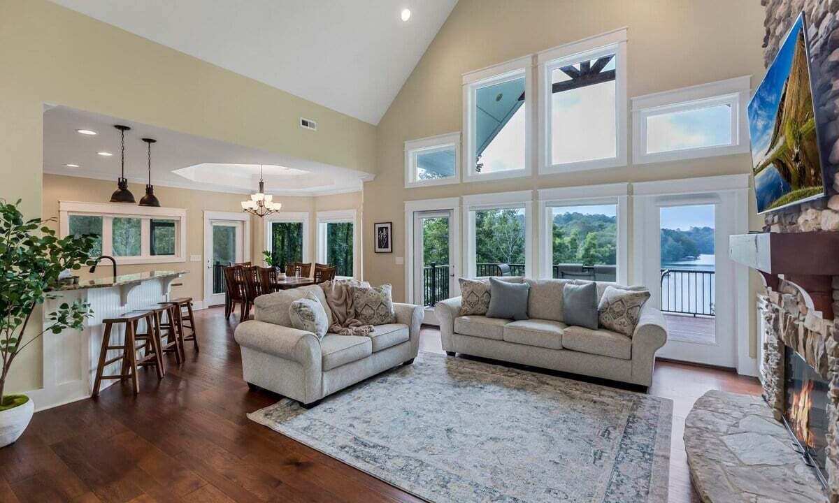 Photo of Livingroom in West Union