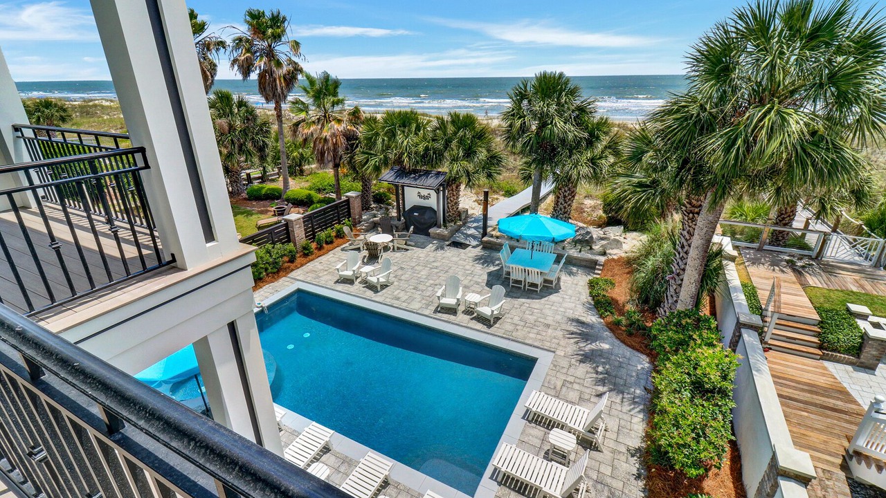 Photo of Patio Balcony in North Forest Beach