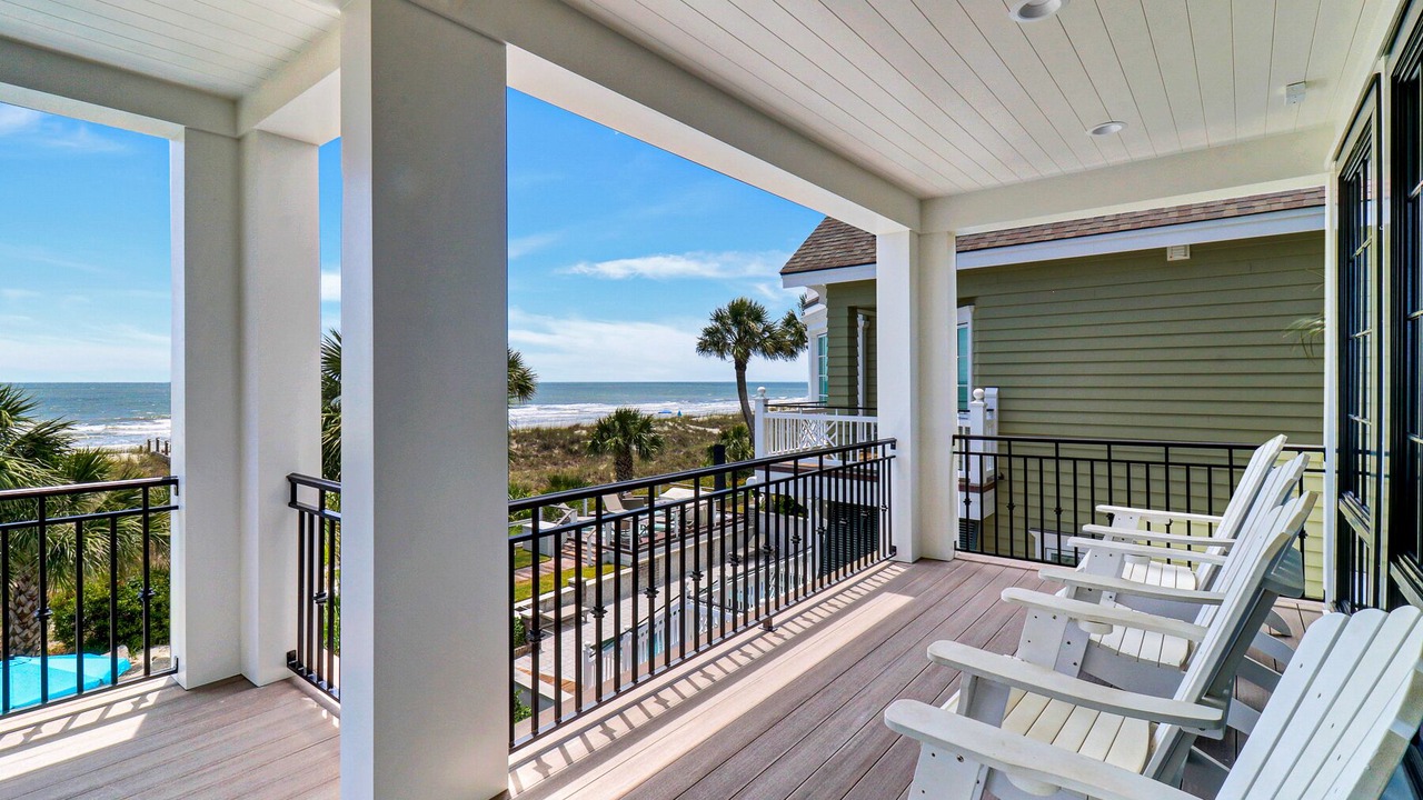 Photo of Patio Balcony in North Forest Beach
