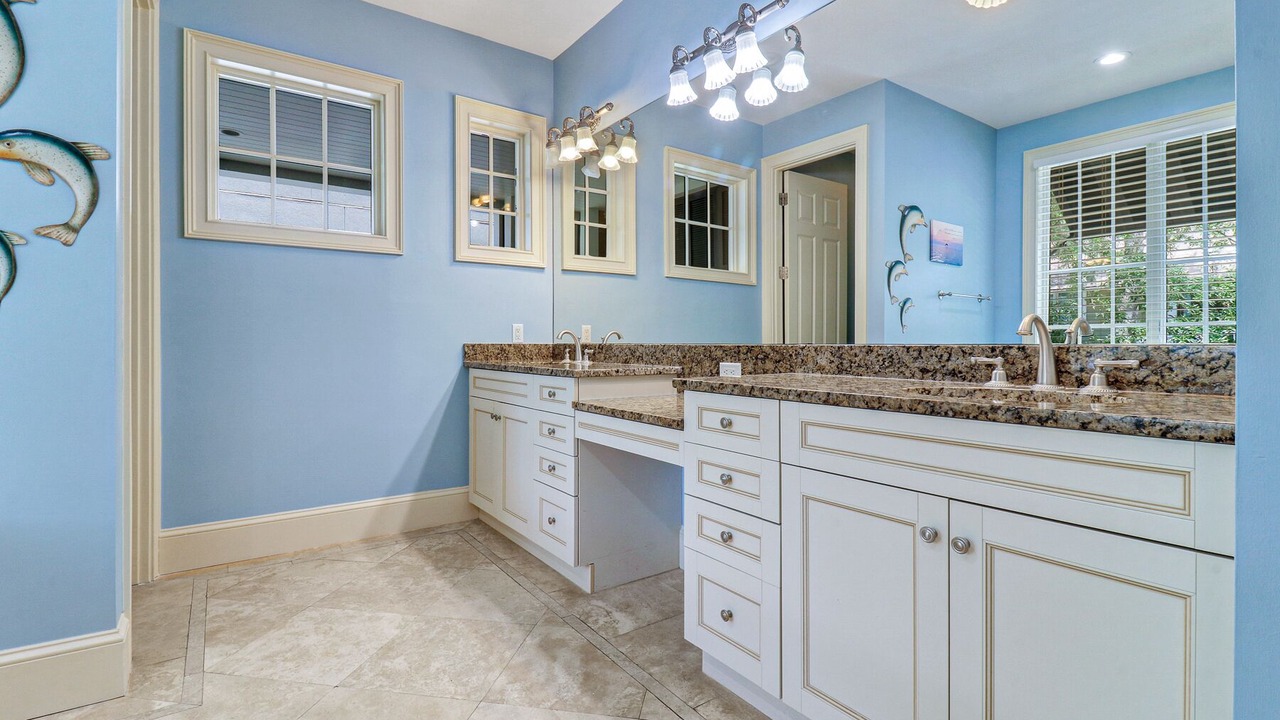 Photo of Bathroom in North Forest Beach