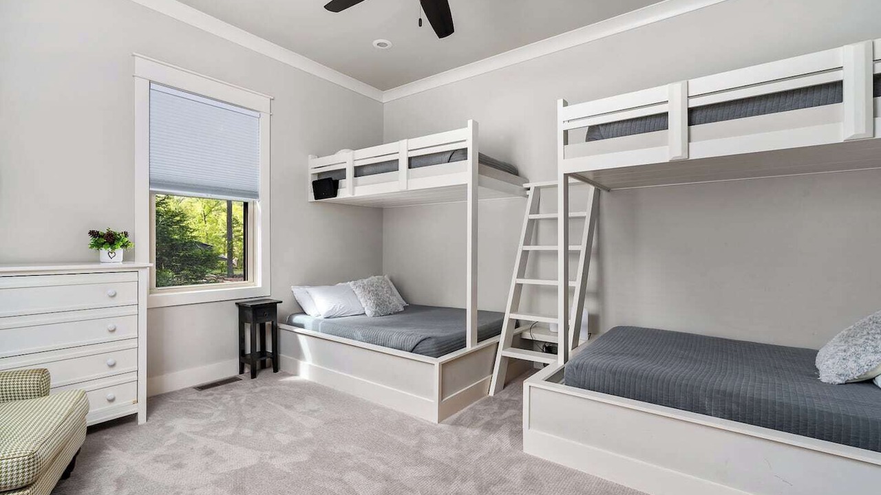 Photo of Bedroom in West Union