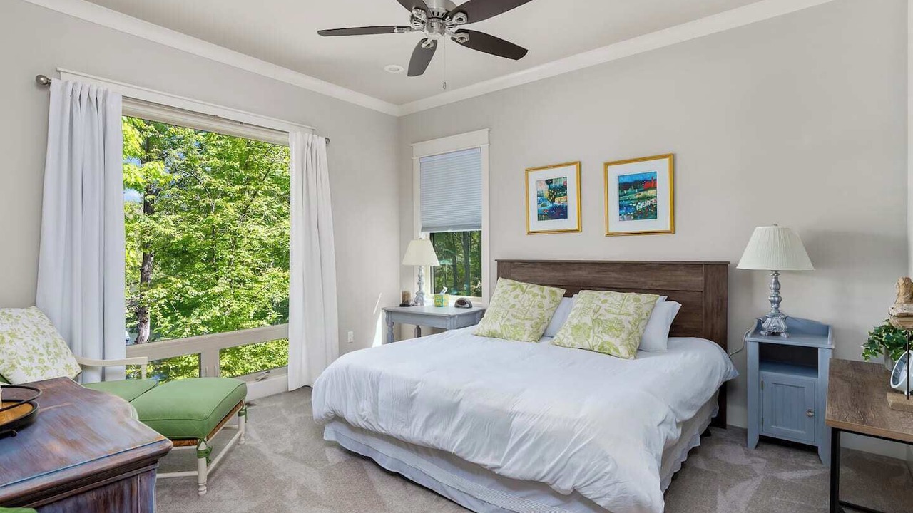 Photo of Bedroom in West Union