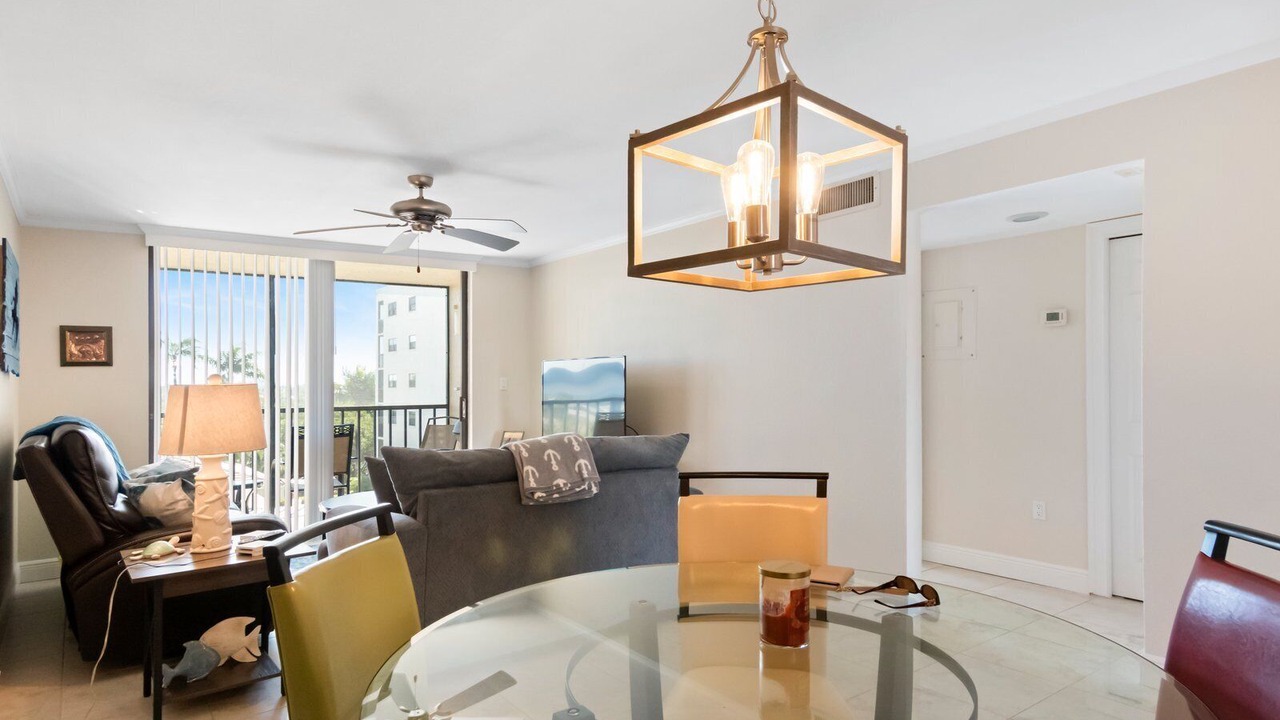 Photo of Livingroom in South Pasadena
