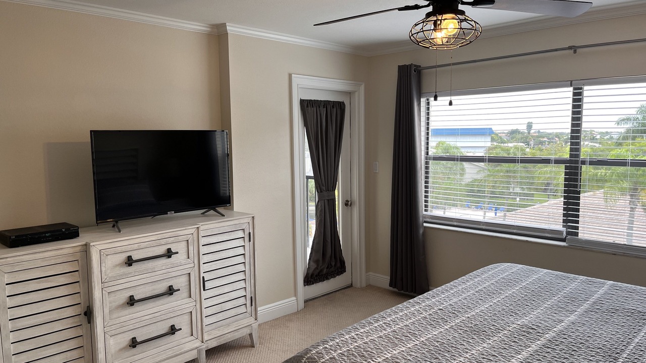 Photo of Bedroom in South Pasadena