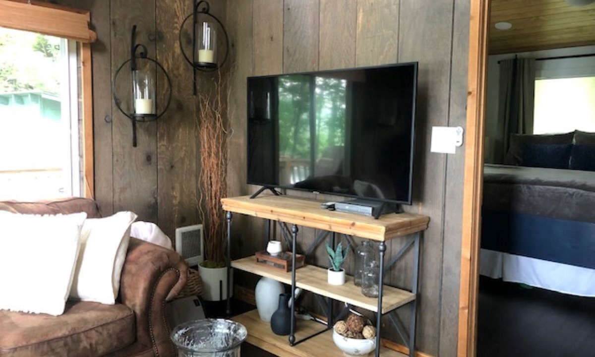 Photo of Bedroom in Cullowhee