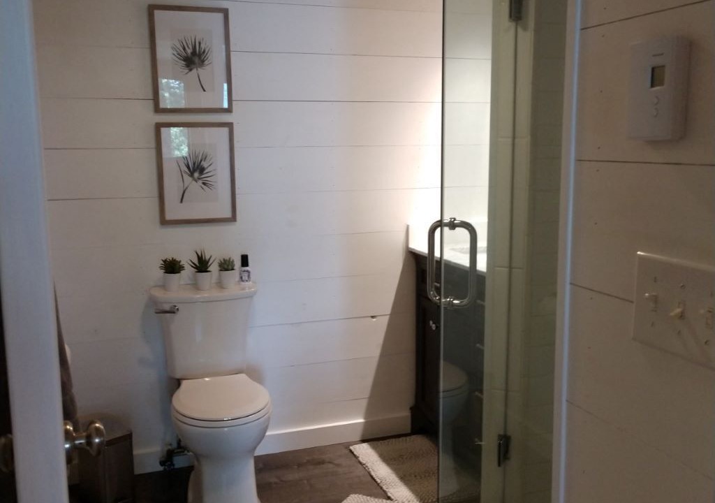 Photo of Bathroom in Cullowhee