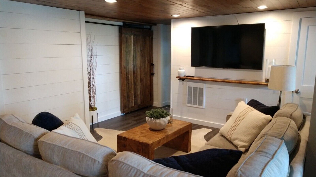 Photo of Livingroom in Cullowhee
