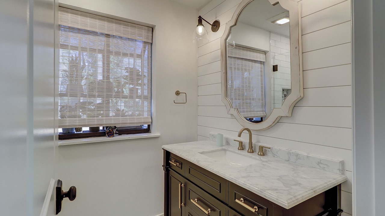 Photo of Bathroom in Lawton Woods