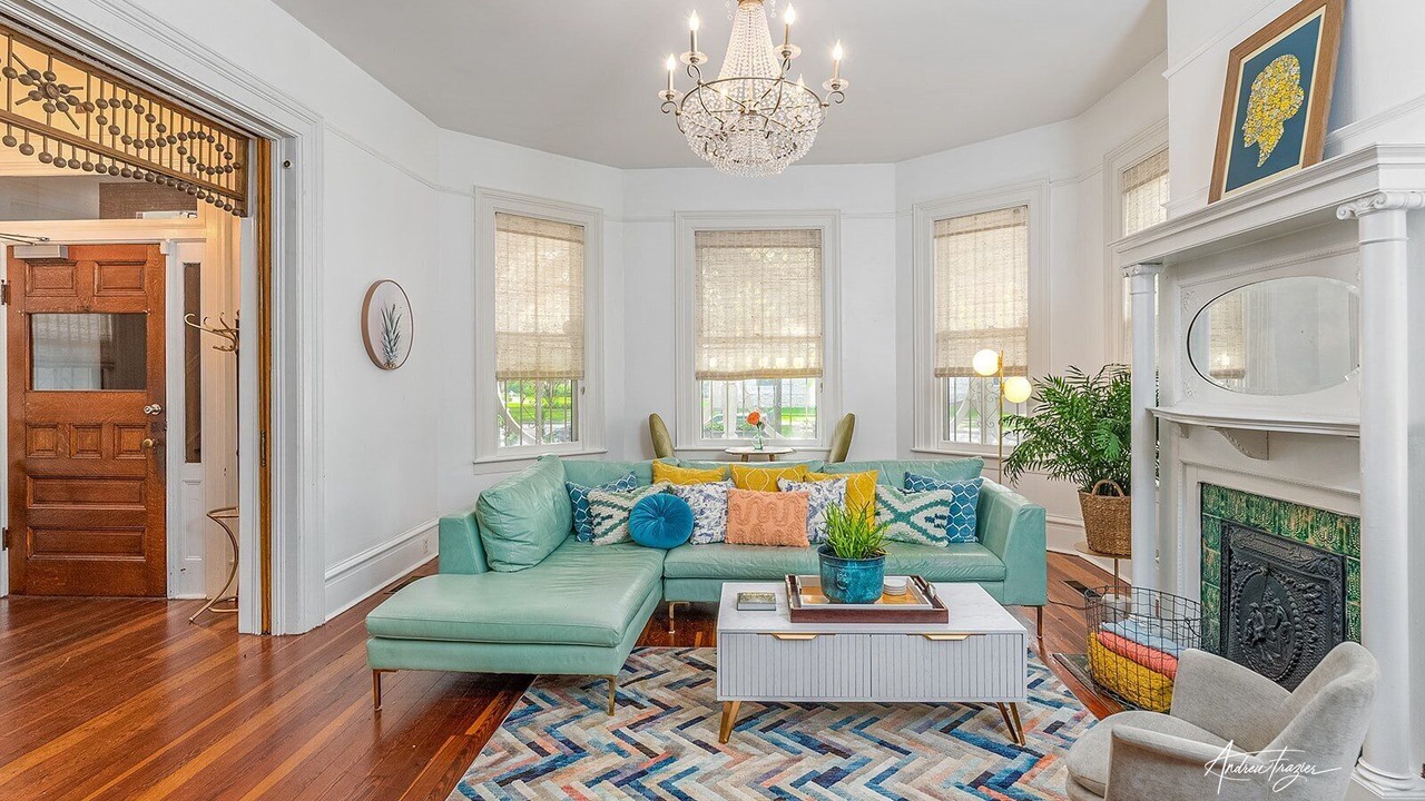 Photo of Livingroom in Metropolitan