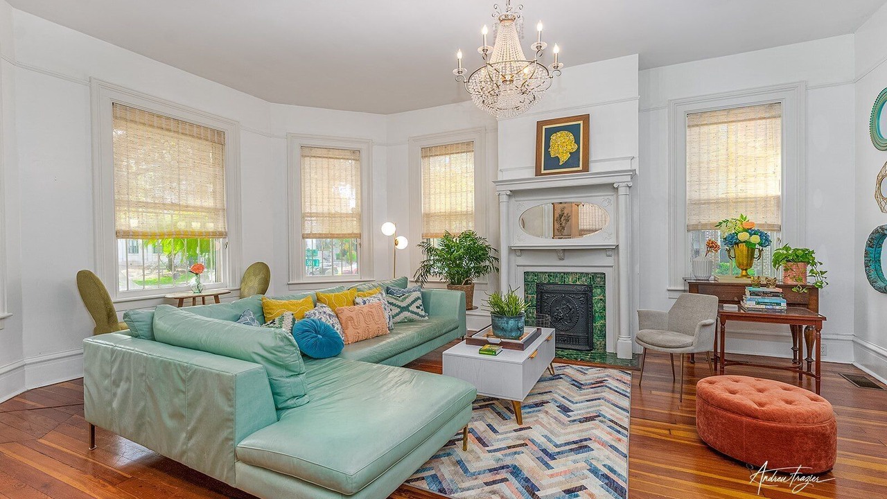 Photo of Livingroom in Metropolitan