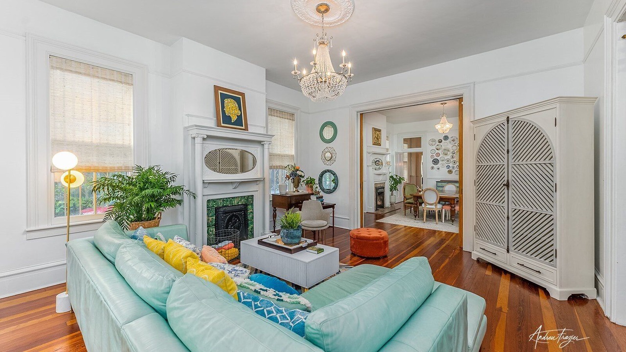 Photo of Livingroom in Metropolitan