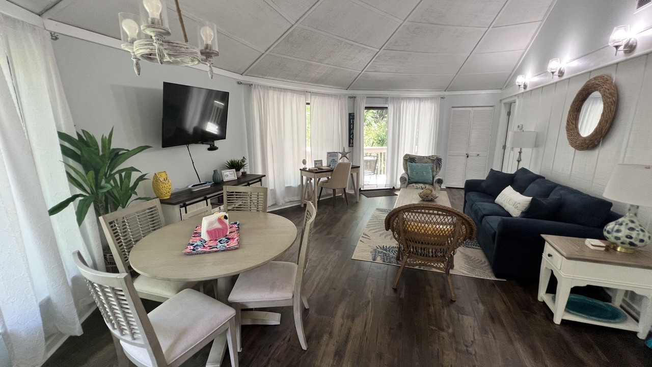 Photo of Livingroom in Night Heron