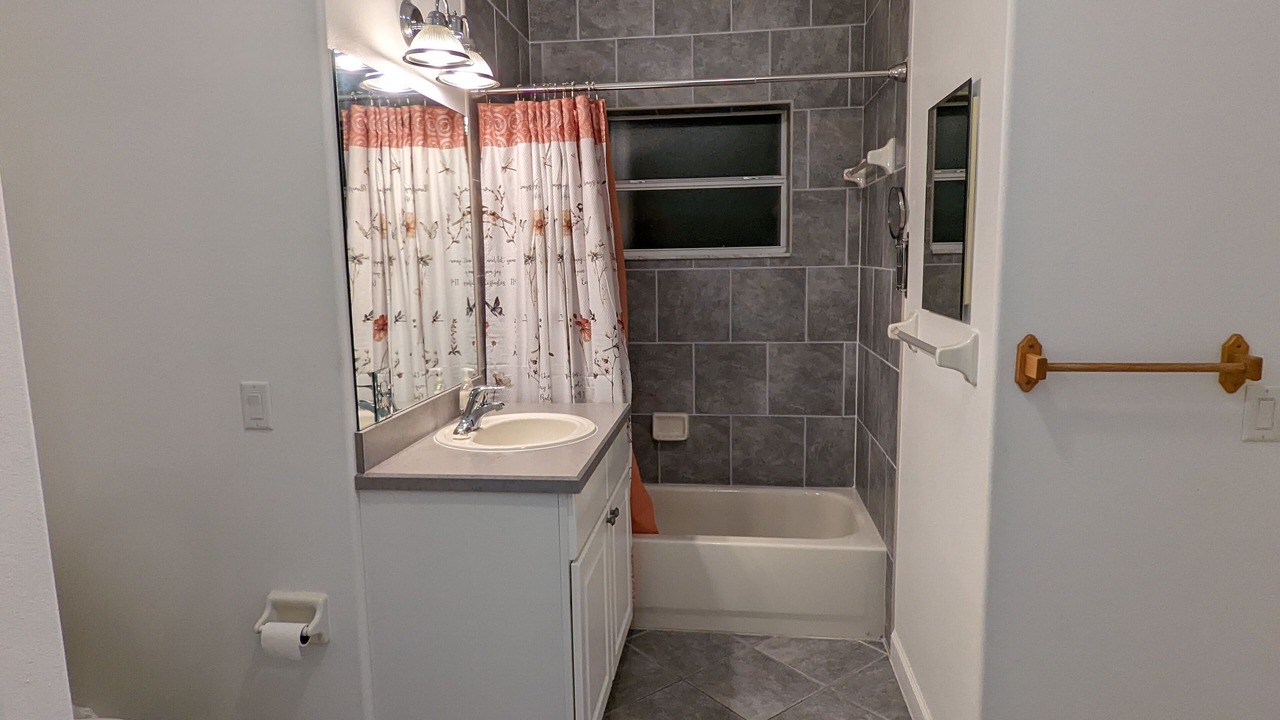 Photo of Bathroom in Grant-Valkaria