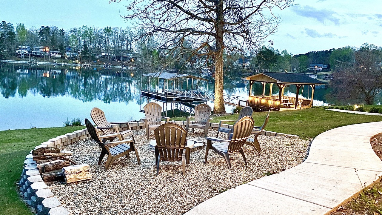 Photo of Outdoor in Seneca
