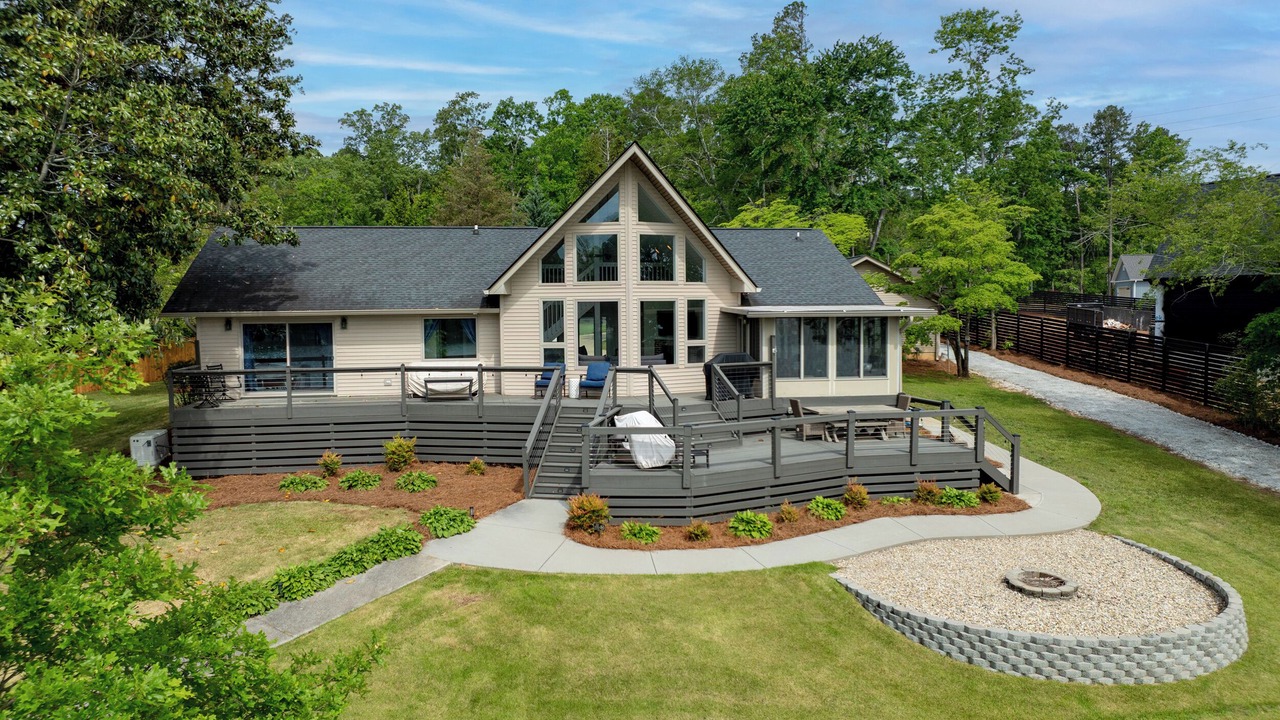 Photo of Outdoor in Seneca