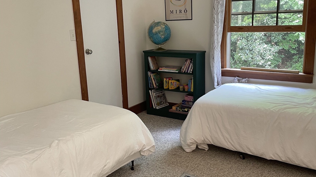 Photo of Bedroom in Pisgah Forest