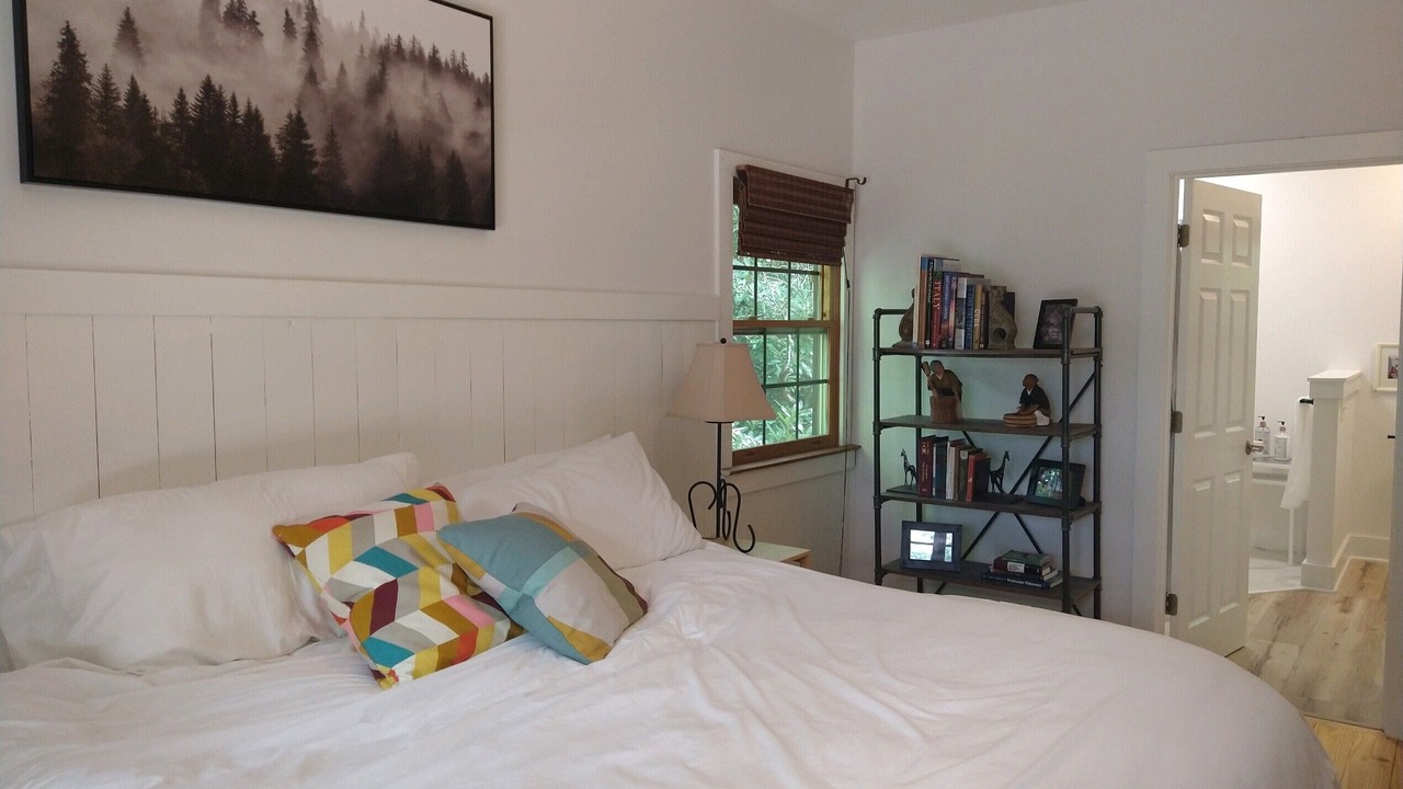 Photo of Bedroom in Pisgah Forest