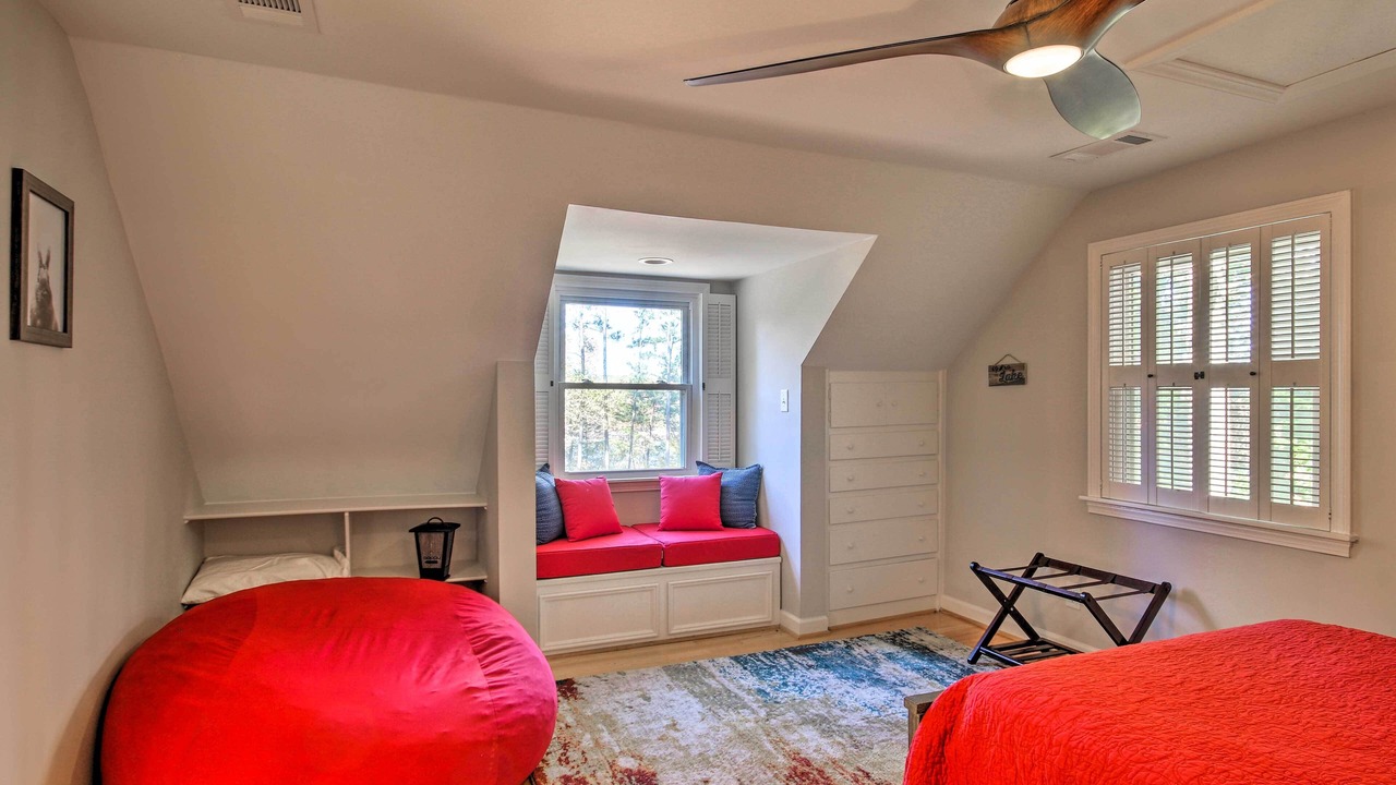 Photo of Bedroom in Northlake