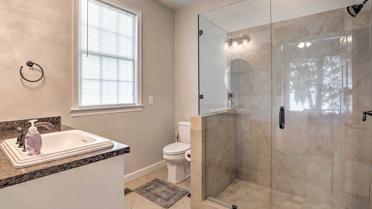 Photo of Bathroom in Russellville