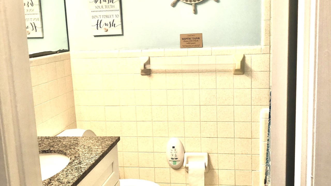 Photo of Bathroom in Melbourne Beach
