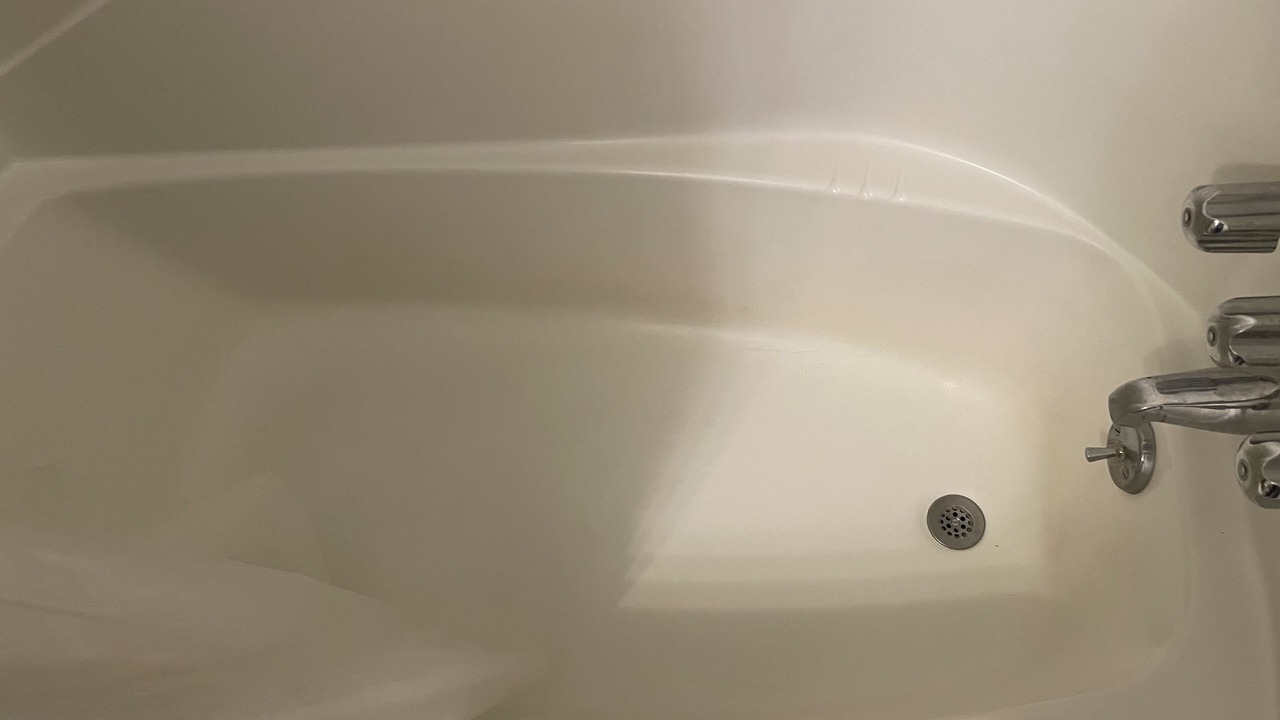 Photo of Bathroom in Folly Field