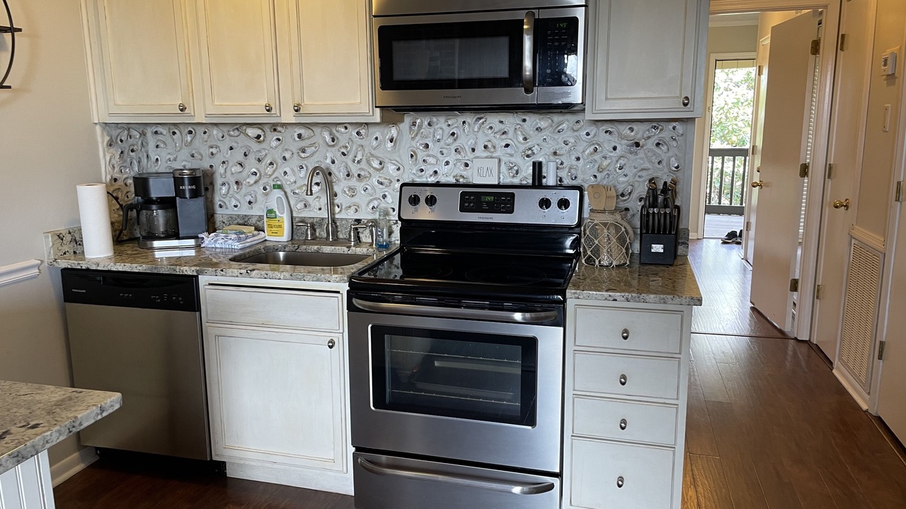 Photo of Kitchen in Folly Field