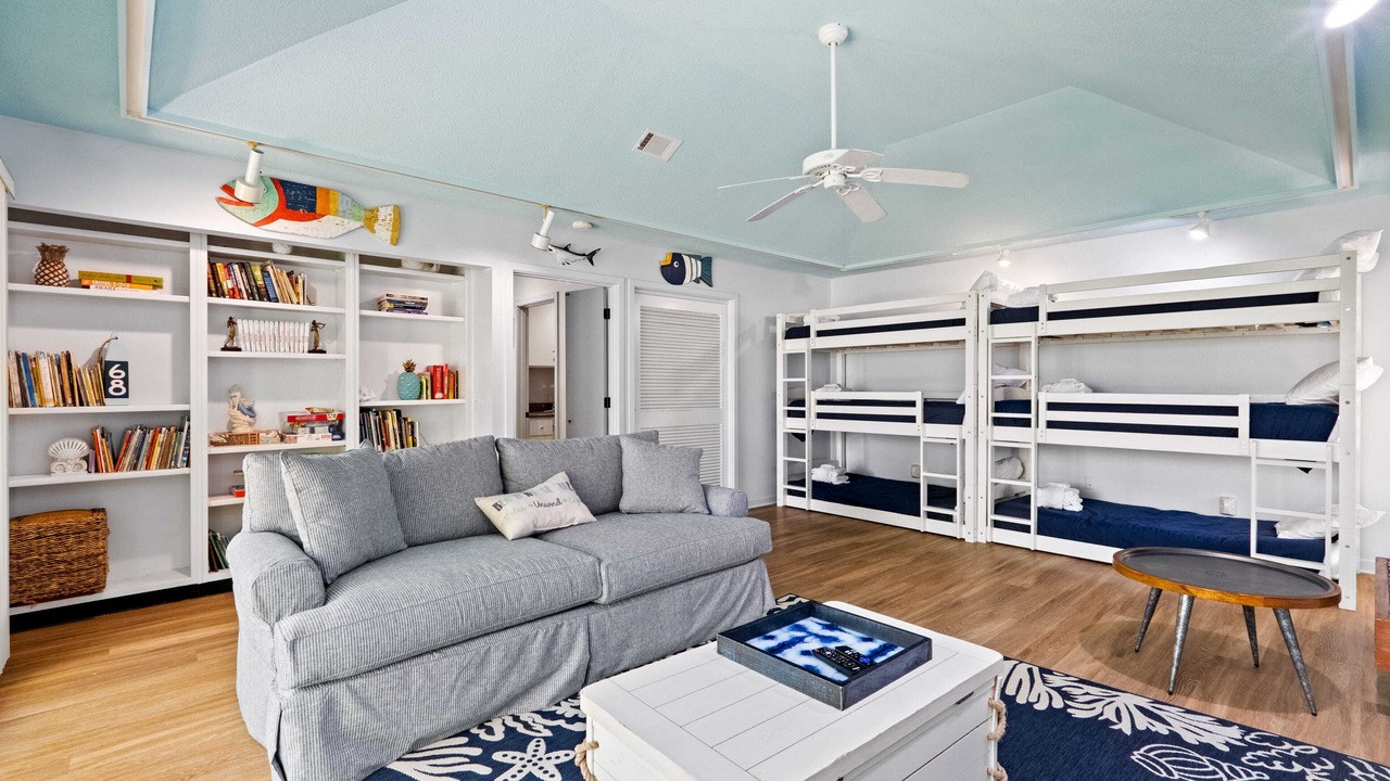 Photo of Livingroom in Oceanside
