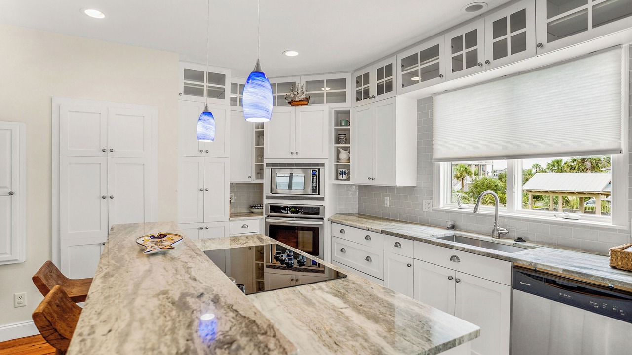 Photo of Kitchen in Beachwalk