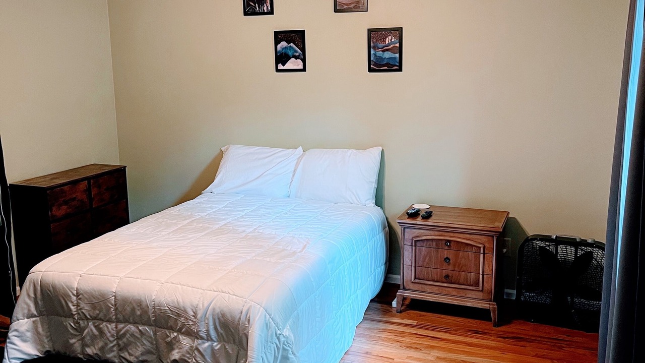 Photo of Bedroom in Martinez