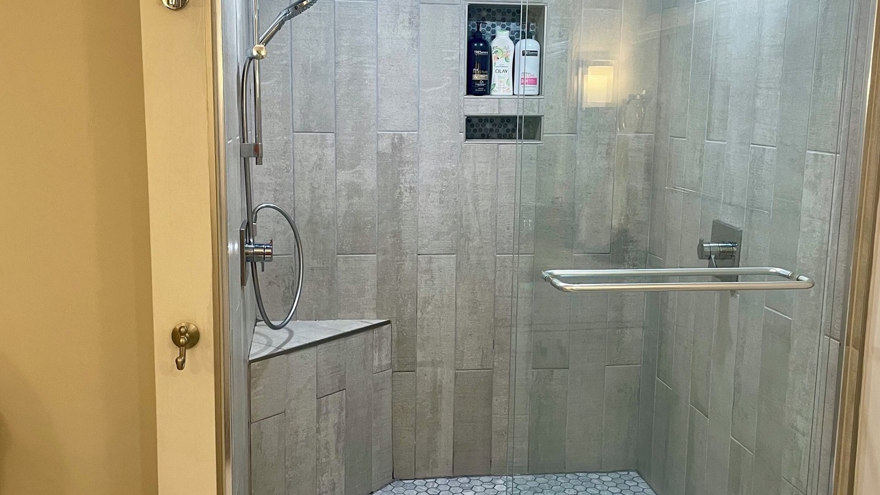 Photo of Bathroom in West Union