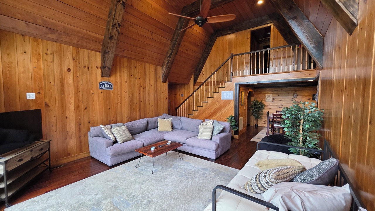 Photo of Livingroom in Calhoun County