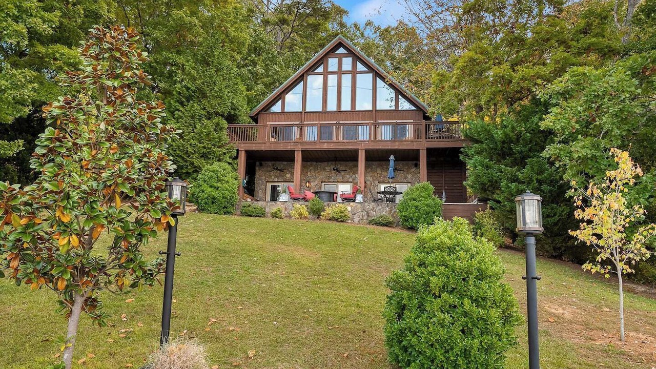 Photo of Outdoor in Six Mile
