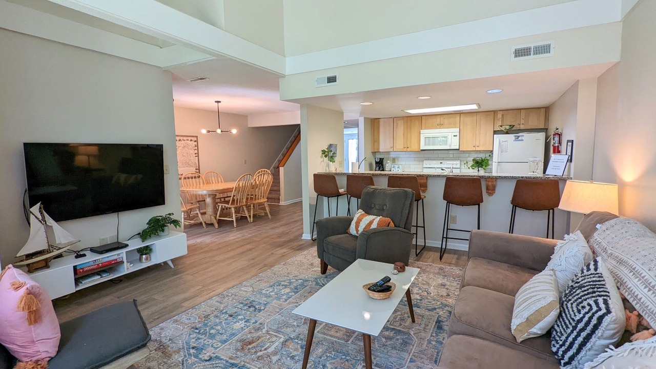 Photo of Livingroom in Ocean Ridge