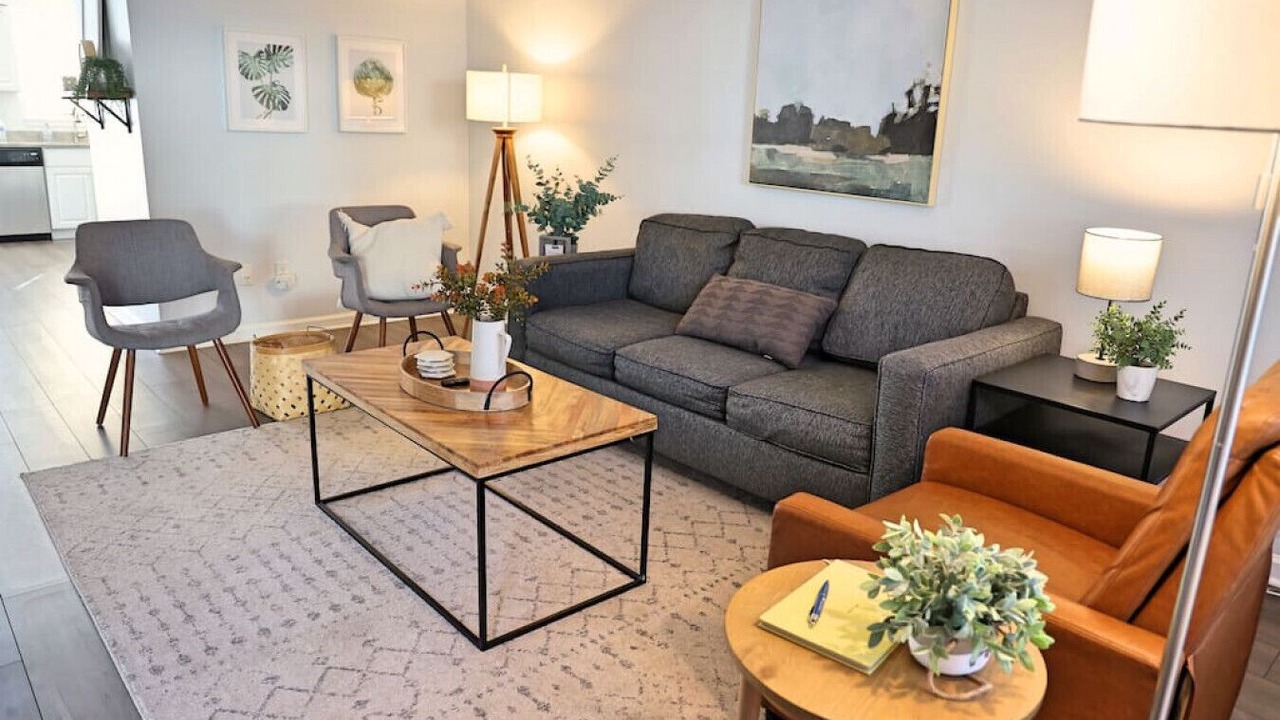 Photo of Livingroom in Southwest Raleigh