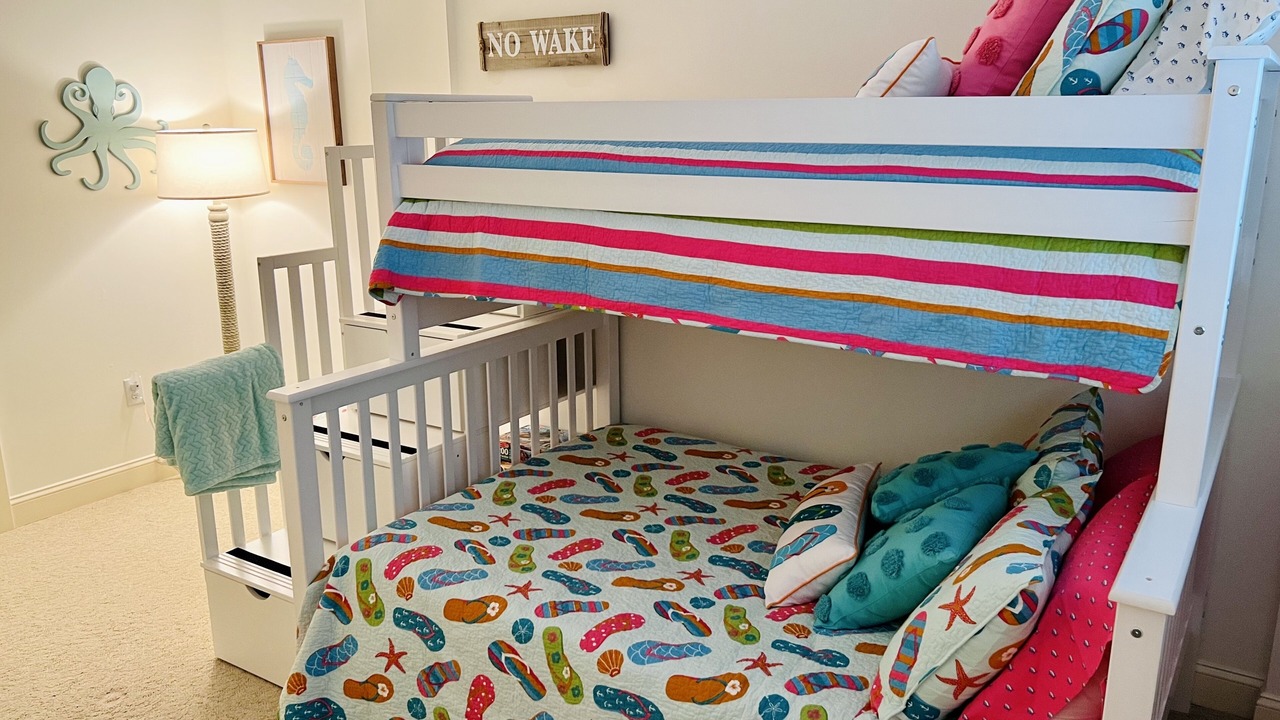 Photo of Bedroom in Shell Island