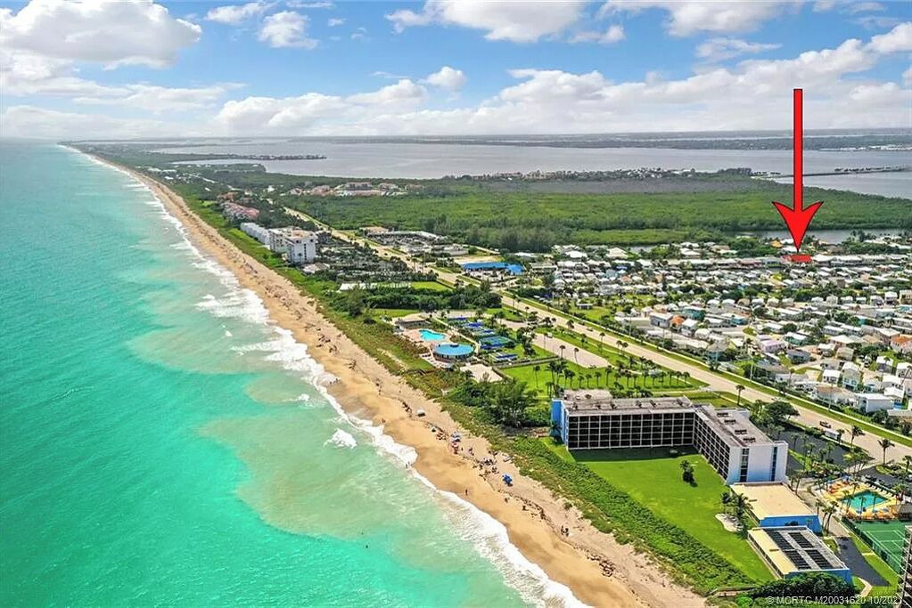 Photo of Others in Hutchinson Island South