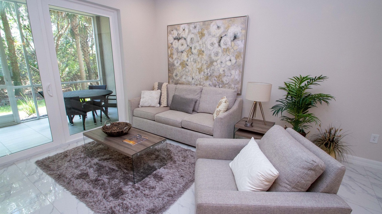 Photo of Livingroom in Naples