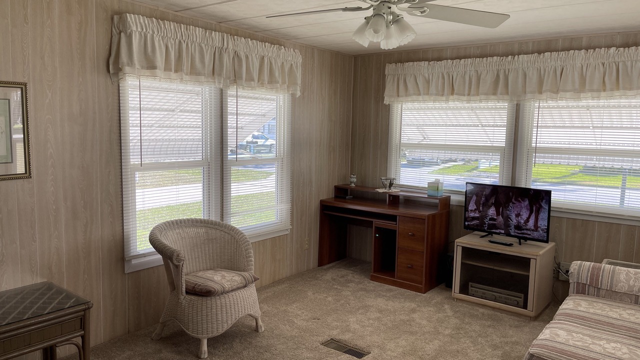 Photo of Livingroom in Sebring