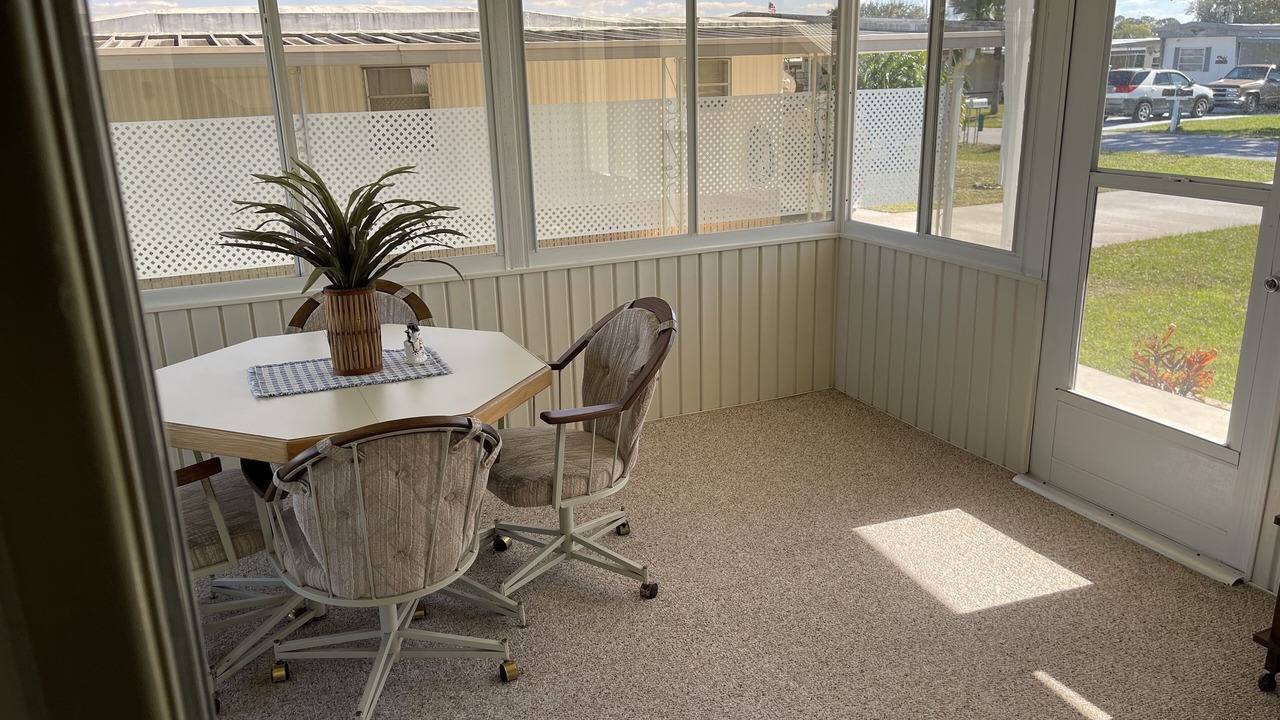 Photo of Others in Sebring