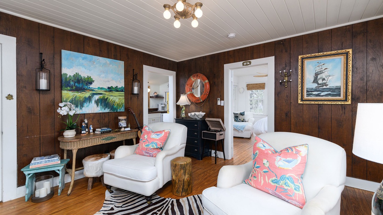 Photo of Bedroom in Tybee Island