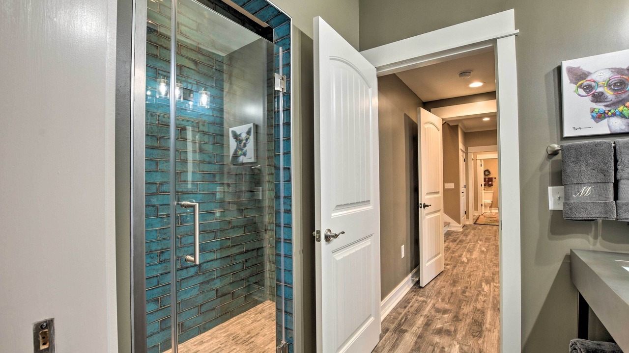 Photo of Bathroom in Seneca