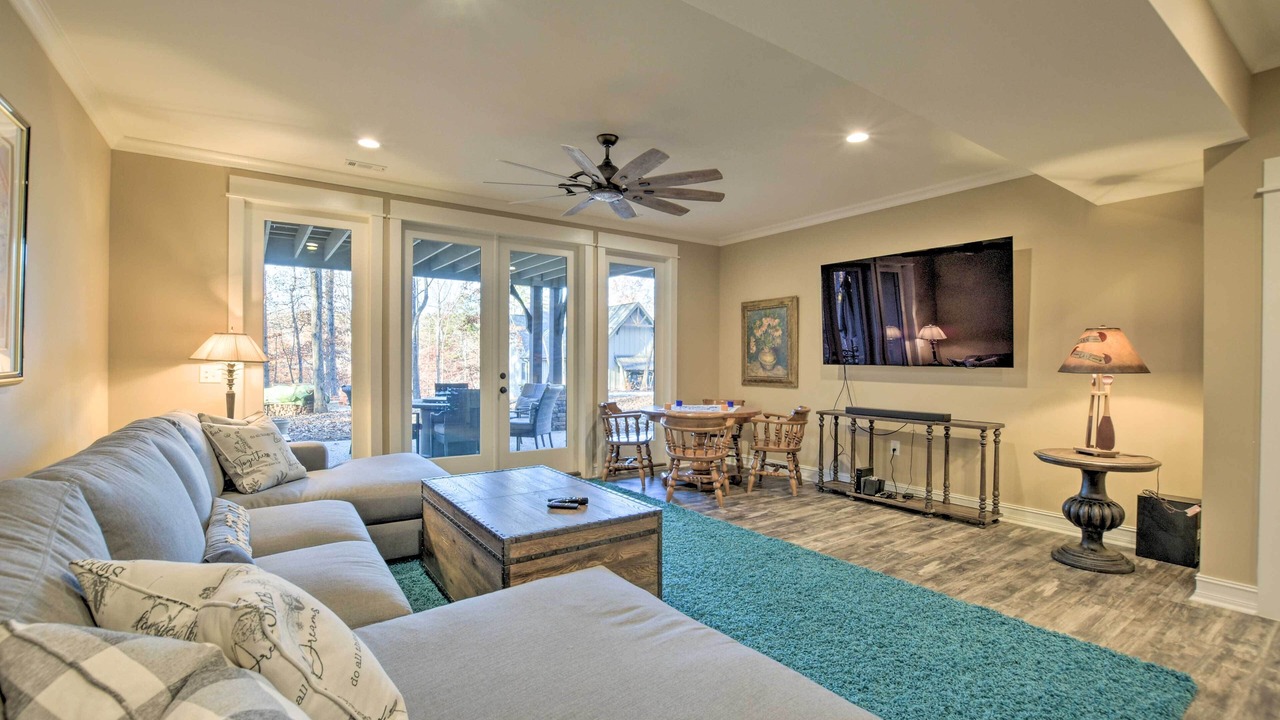 Photo of Livingroom in Seneca