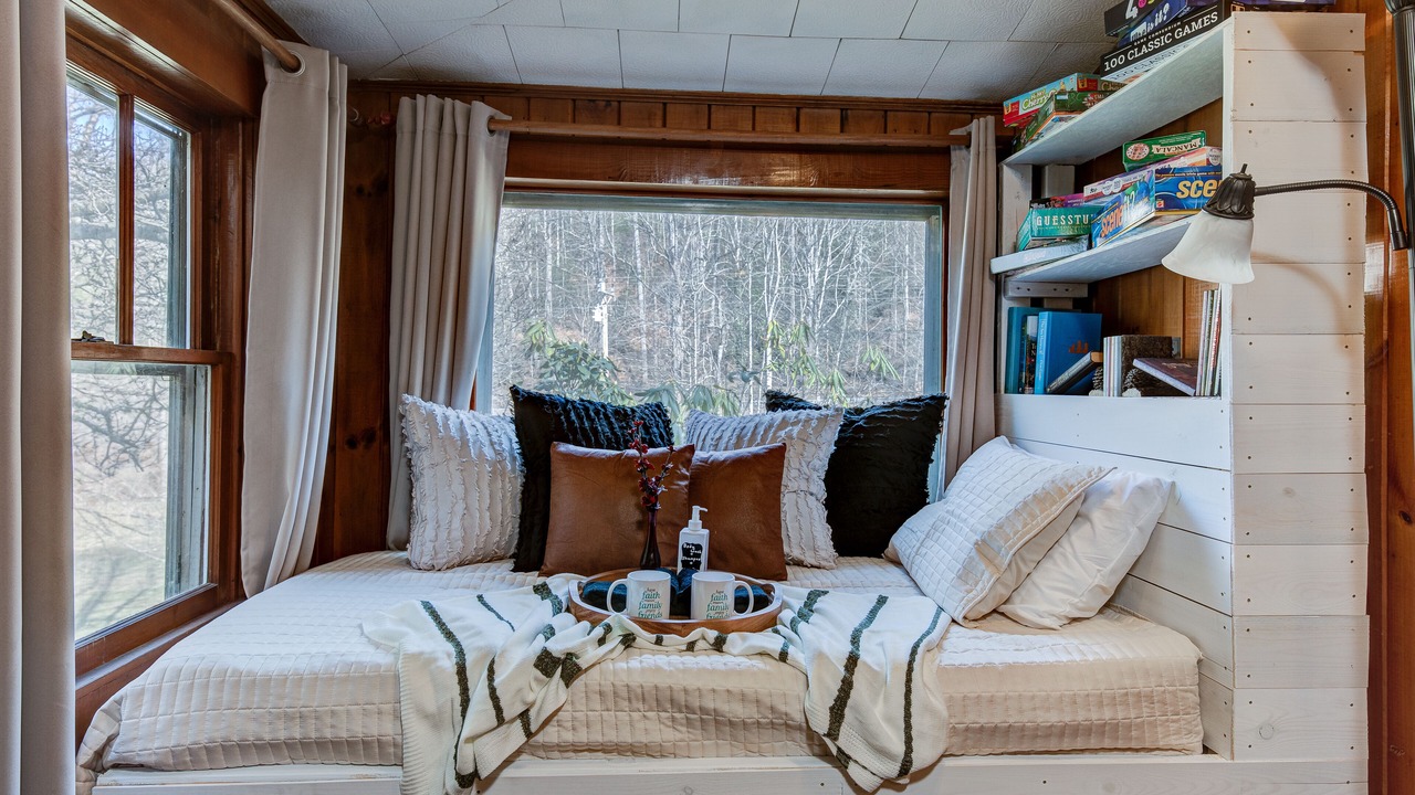 Photo of Bedroom in Rosman
