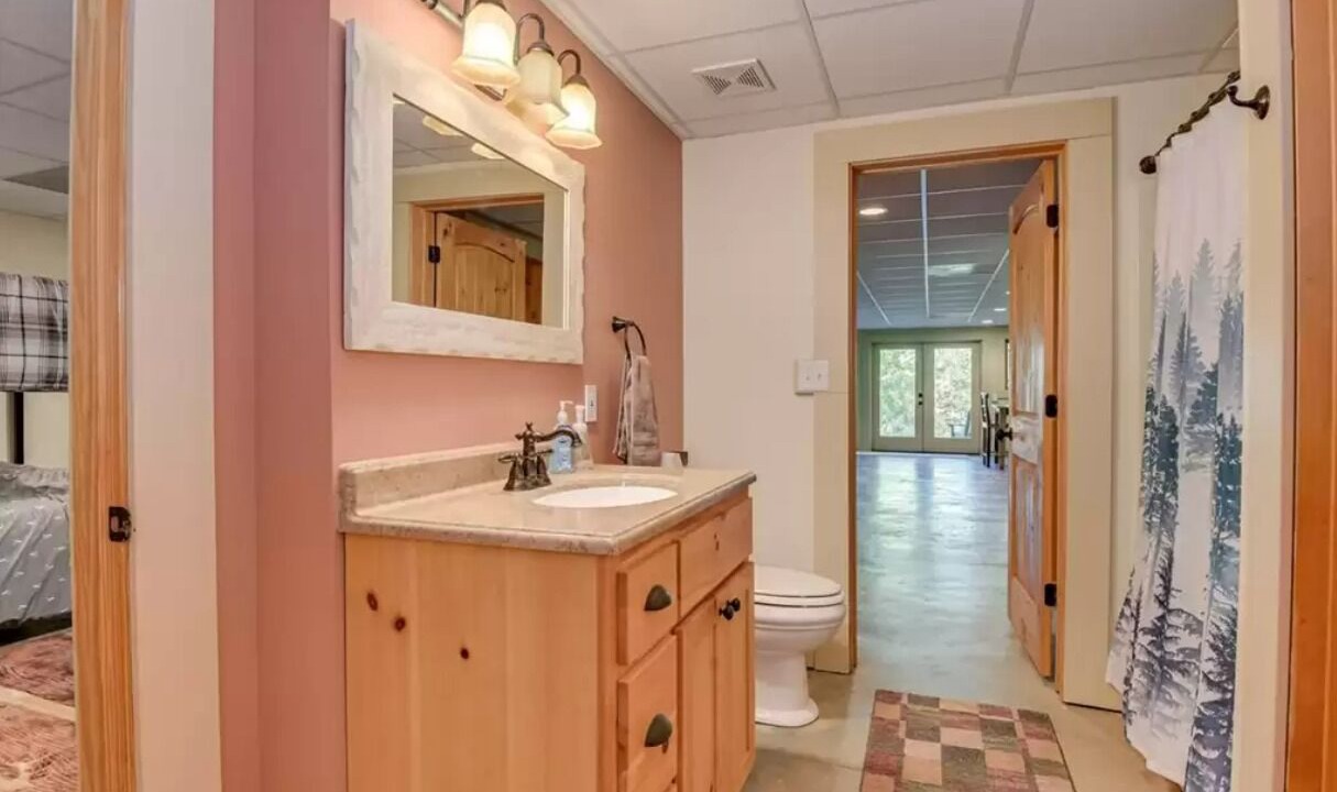 Photo of Bathroom in Lincolnton
