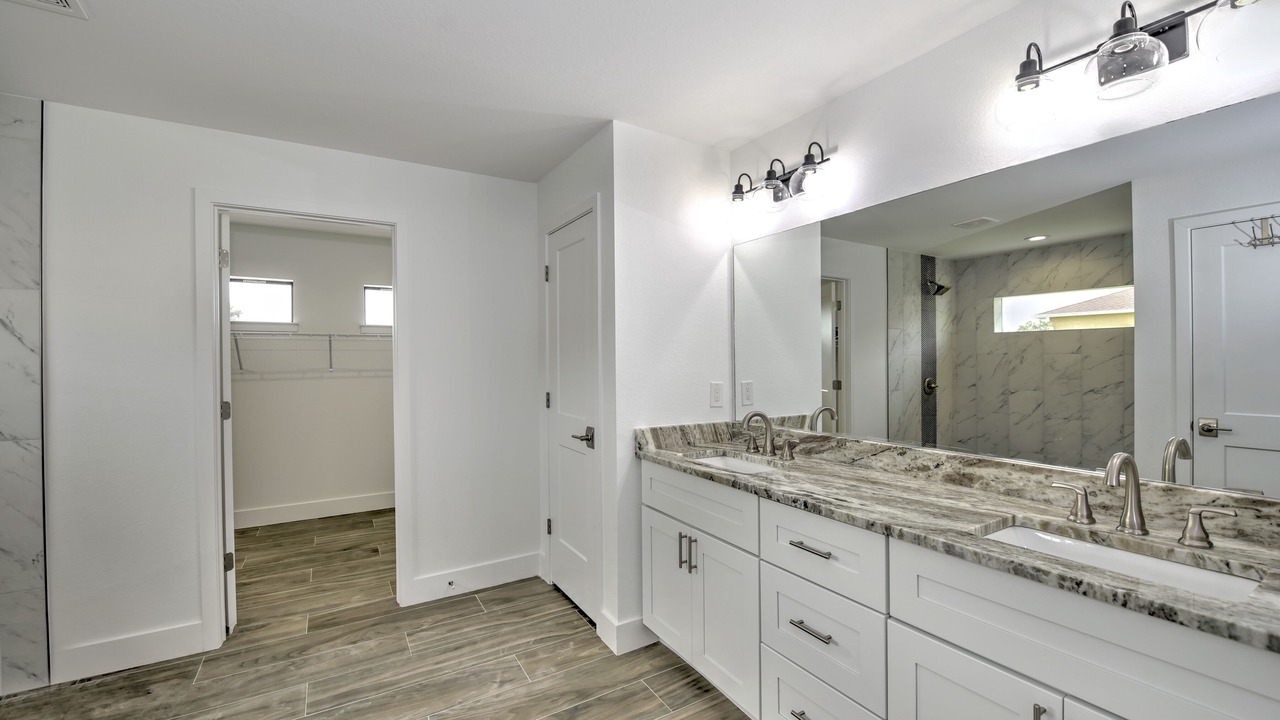 Photo of Bathroom in Mariner