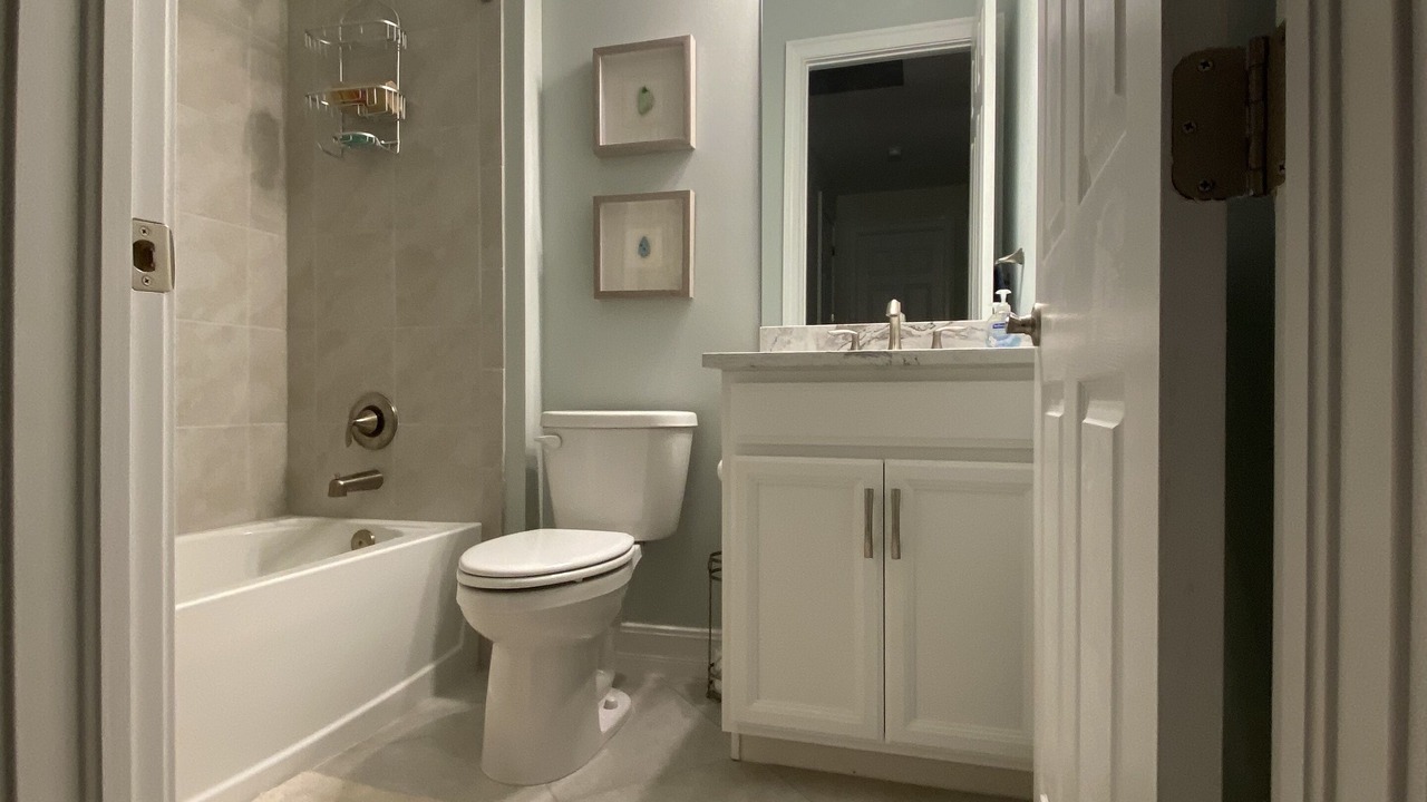 Photo of Bathroom in Naples