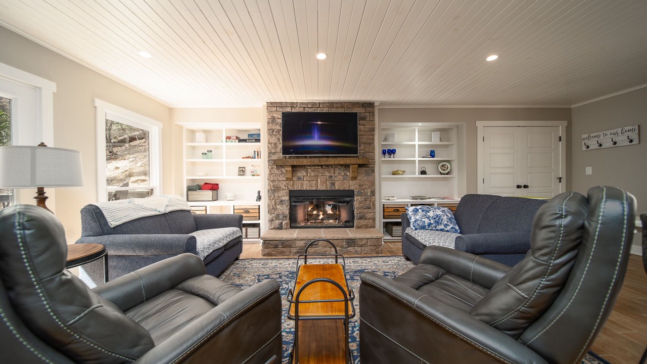 Photo of Livingroom in Brevard